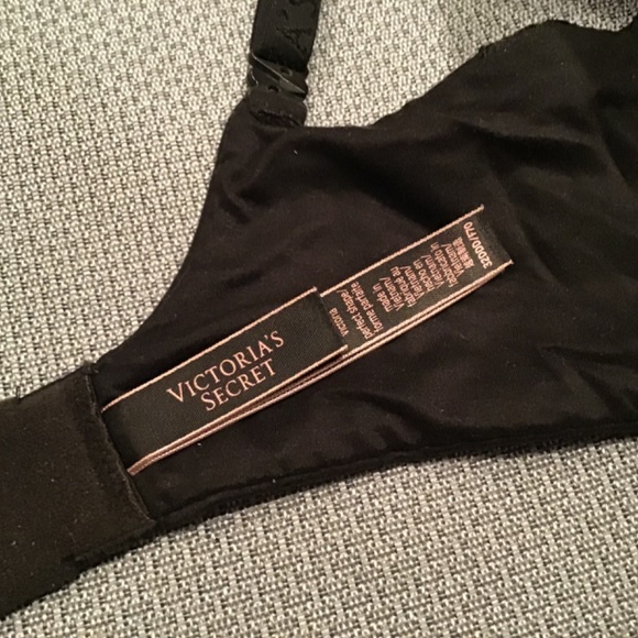 Victoria’s Secret Body by Victoria perfect shape black bra - Picture 3 of 5